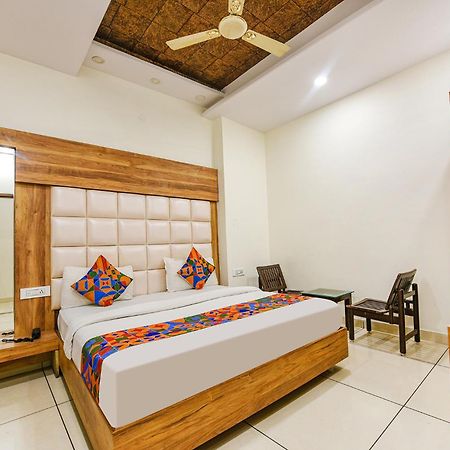 Fabhotel Savera Park Αμριτσάρ Εξωτερικό φωτογραφία